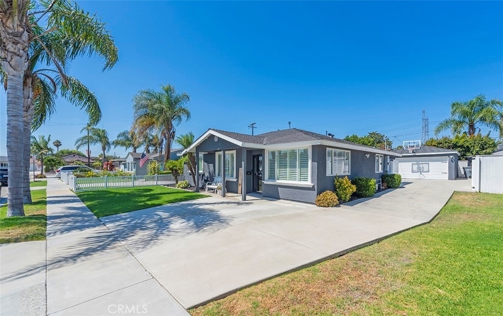 18417 Glenburn Avenue - Photo 36