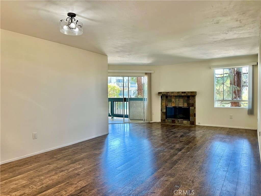 1441 Brett Place - Photo 4