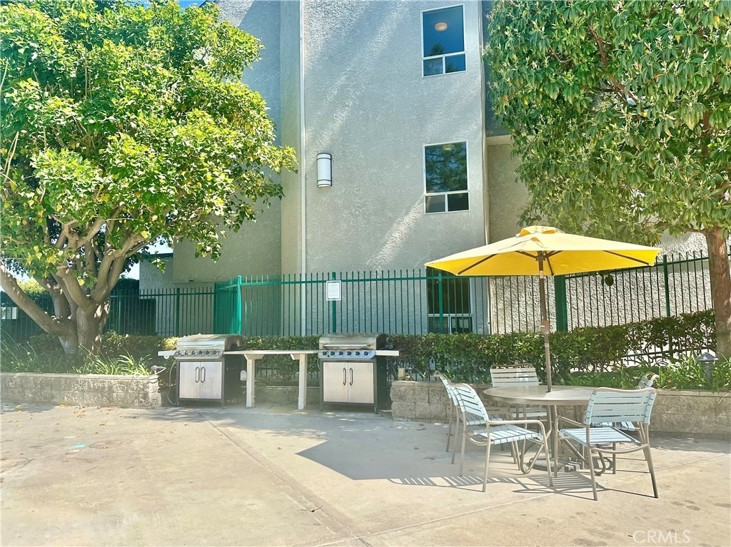 1441 Brett Place - Photo 30