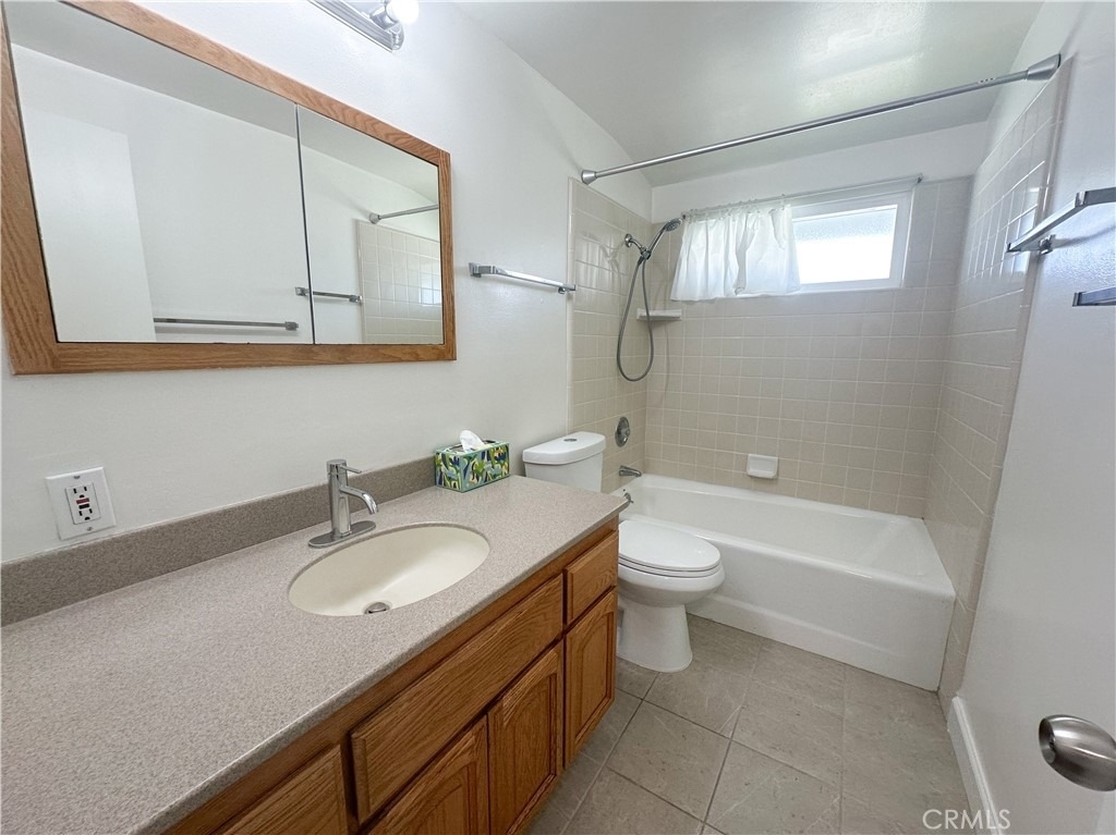 2314 W 165th St. - Photo 16