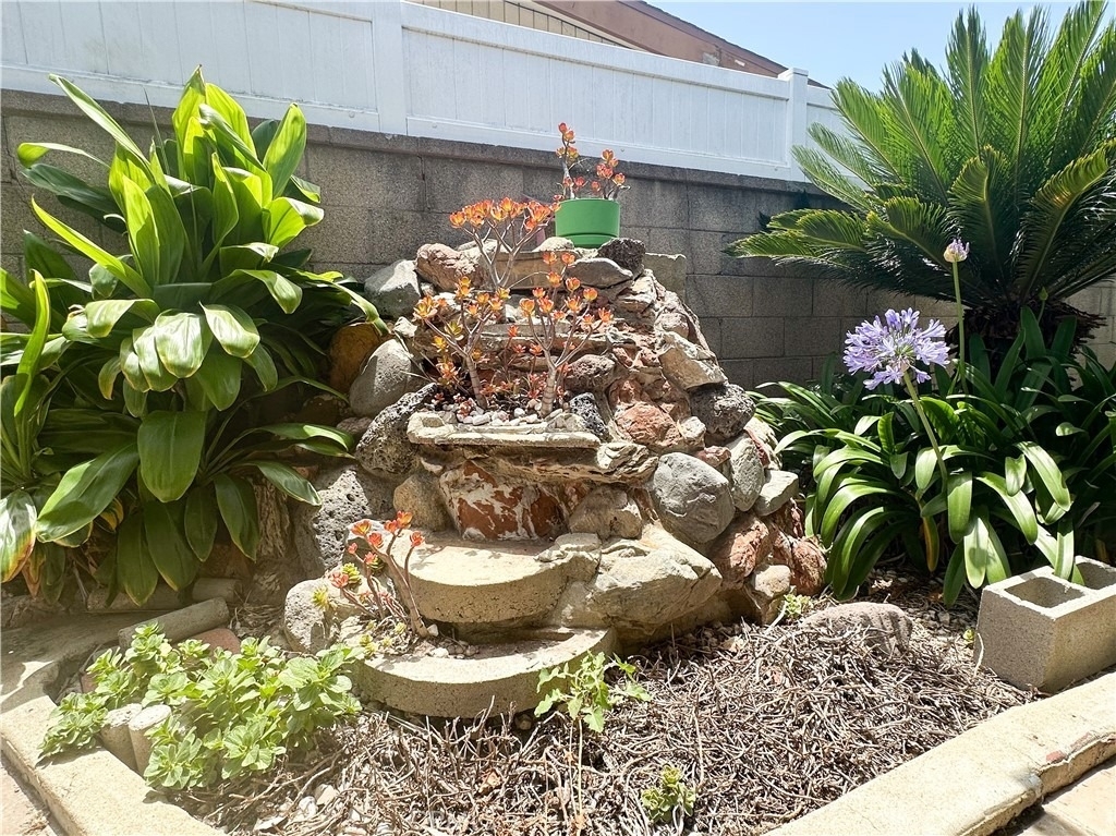 2314 W 165th St. - Photo 31