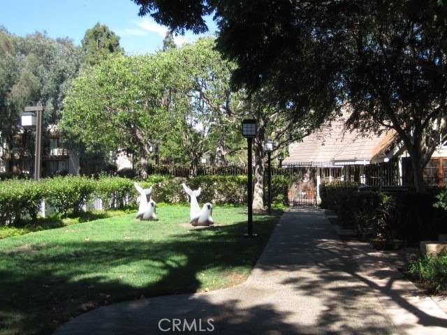 2577 Plaza Del Amo - Photo 18