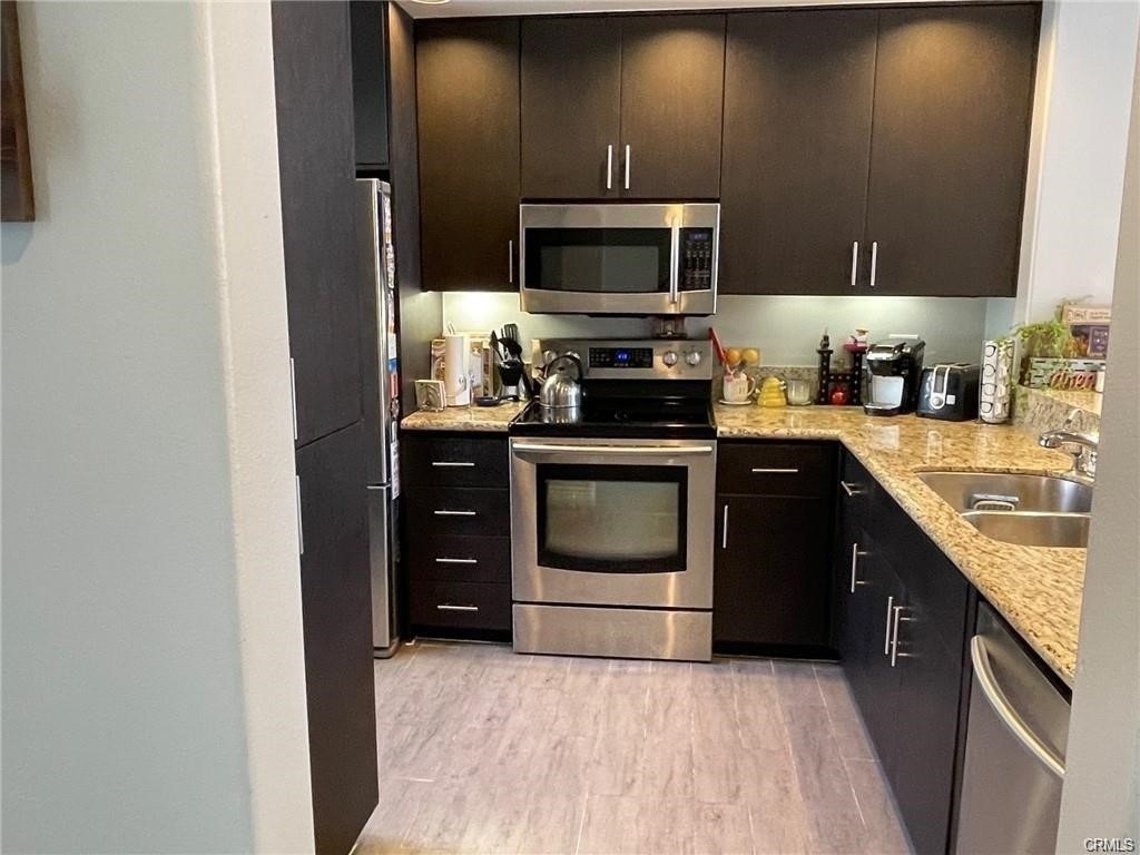 2233 Martin - Photo 17