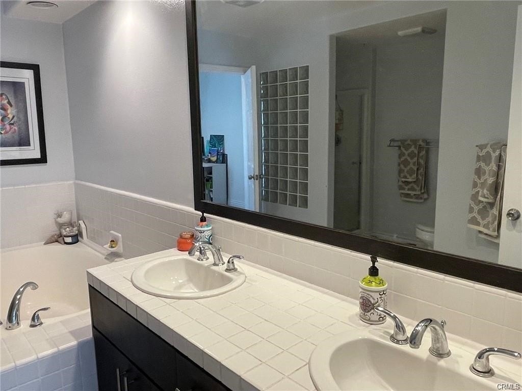 2233 Martin - Photo 26
