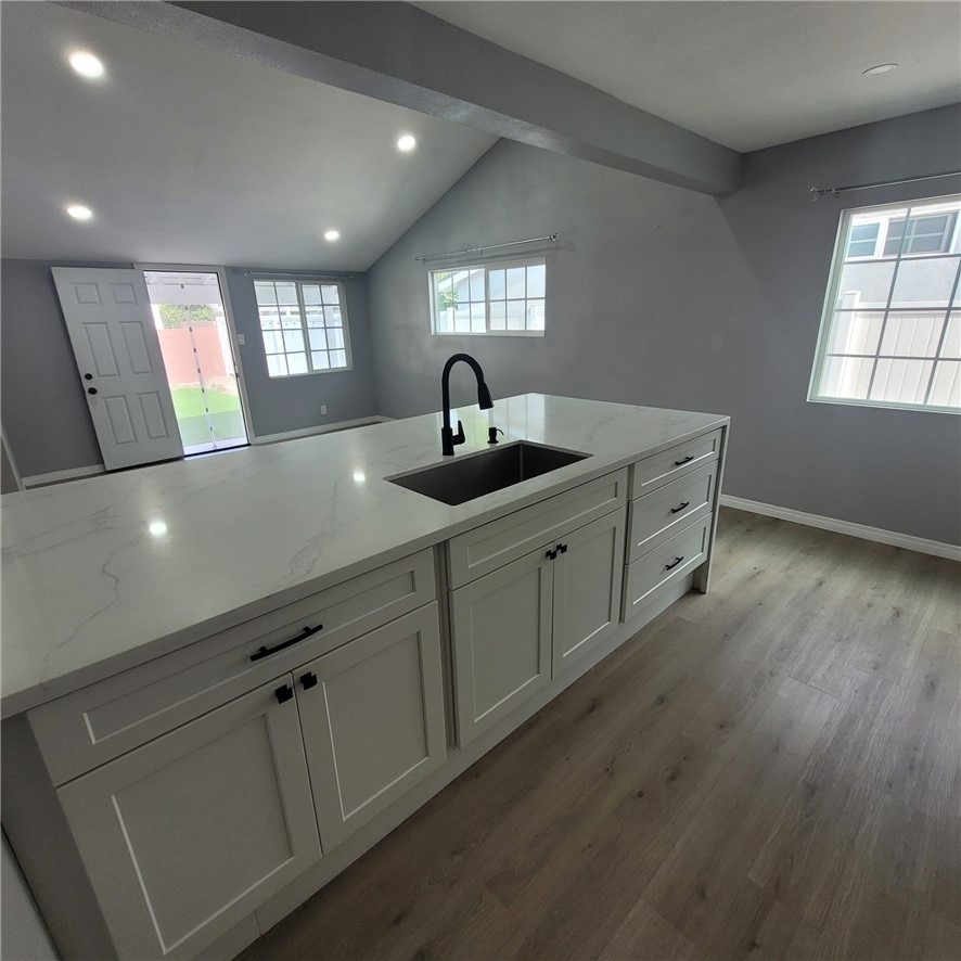 5651 Radford Avenue - Photo 30