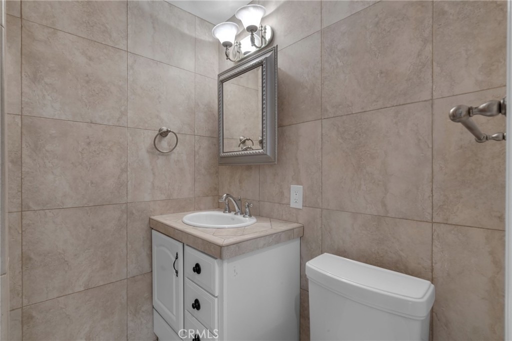 479 Calle Cadiz - Photo 17