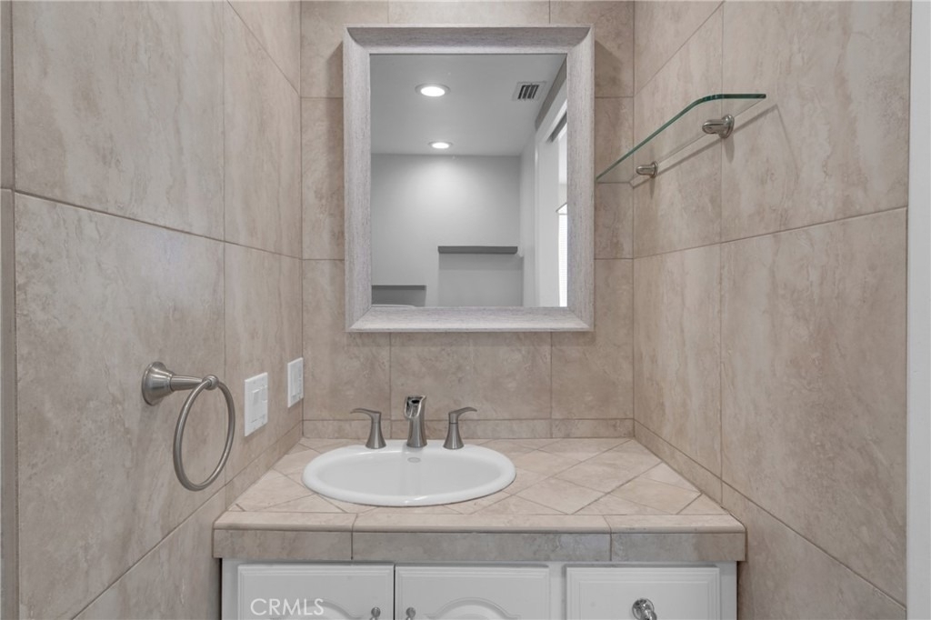 479 Calle Cadiz - Photo 15