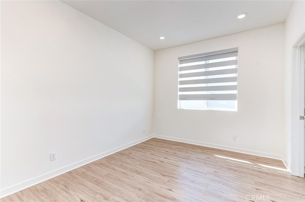 14022 Bay Street - Photo 22