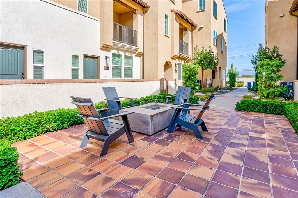 14022 Bay Street - Photo 1