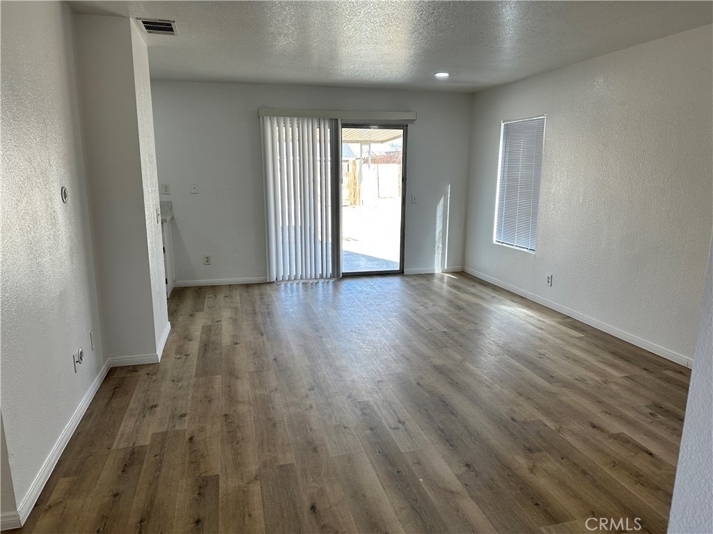 17785 Carson Circle - Photo 2