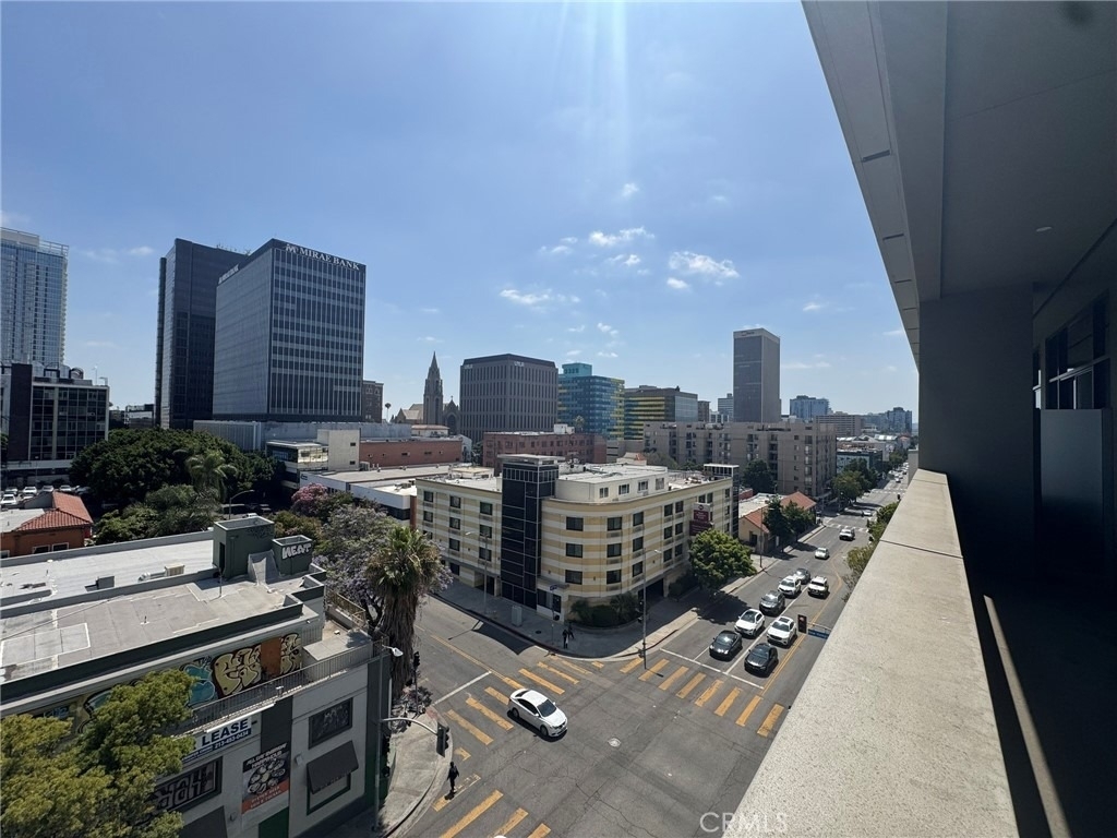 3223 W 6th - Photo 12