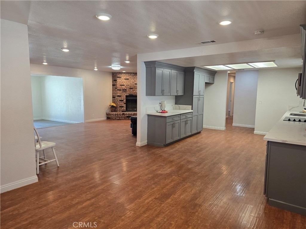 7215 Lyons - Photo 11