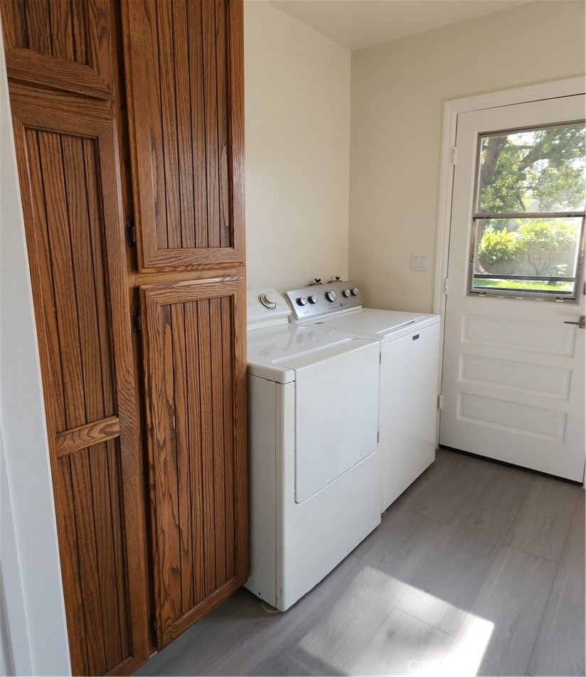 1310 Mayflower Avenue - Photo 13