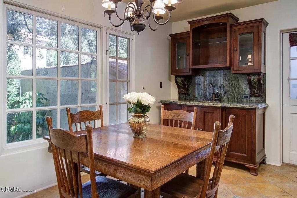 1064 Linda Vista Avenue - Photo 9