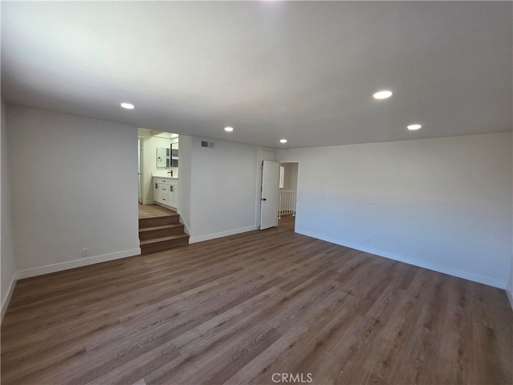 8831 Sailport Drive - Photo 33
