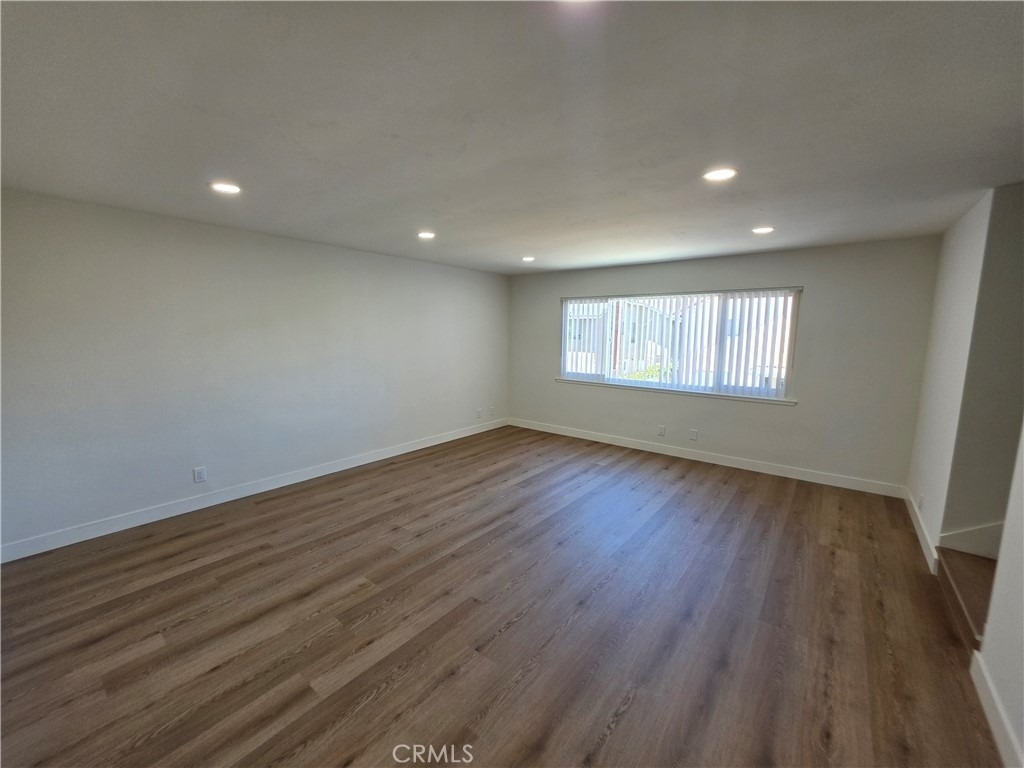 8831 Sailport Drive - Photo 31