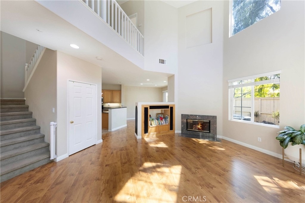 907 Somerville - Photo 1