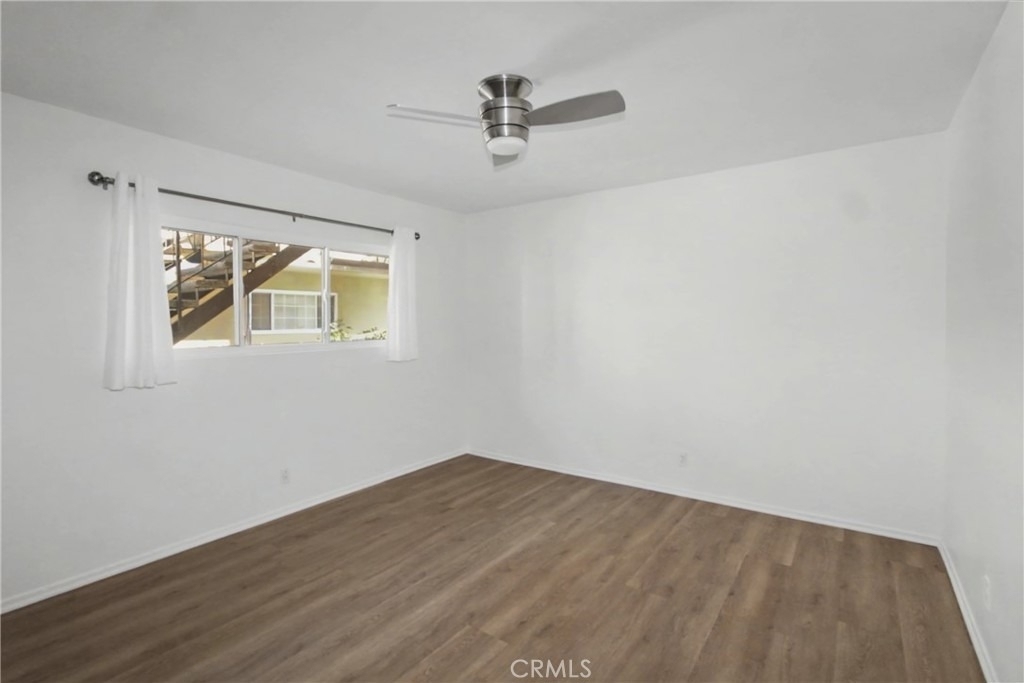 1010 E 32nd - Photo 16