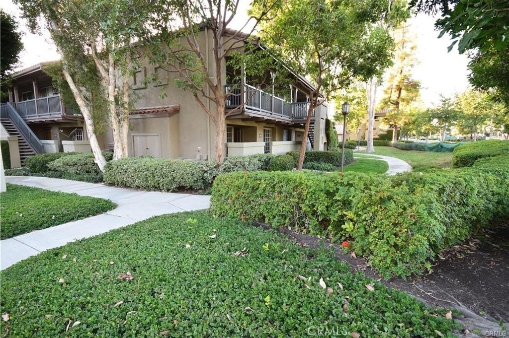 2800 Keller - Photo 0