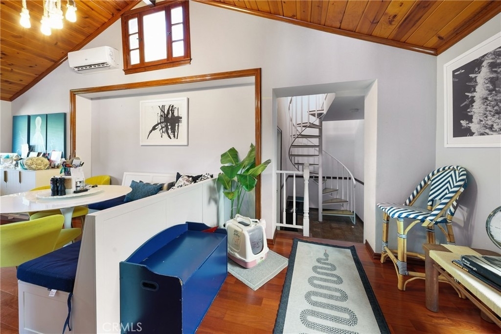 2642 Westminster Place - Photo 10