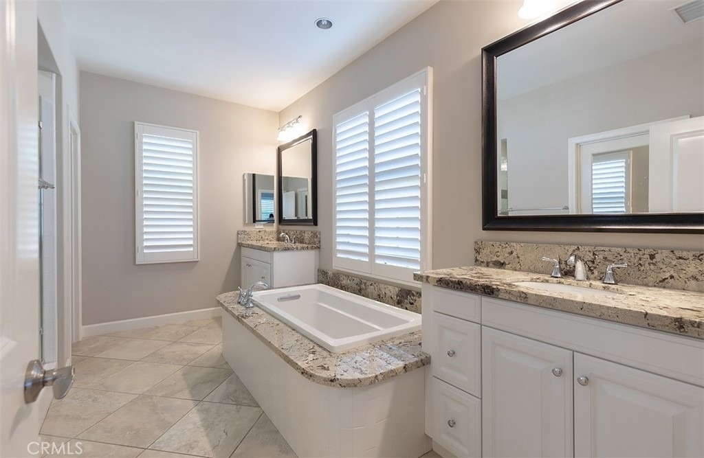 70 Somerton - Photo 12