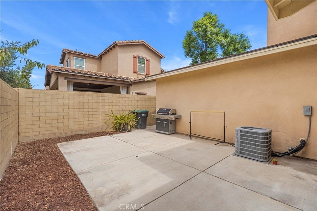 217 Wicker - Photo 23