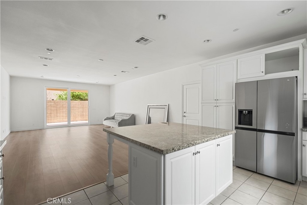 217 Wicker - Photo 19