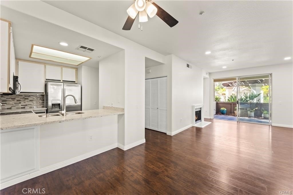 2960 Champion Way - Photo 6