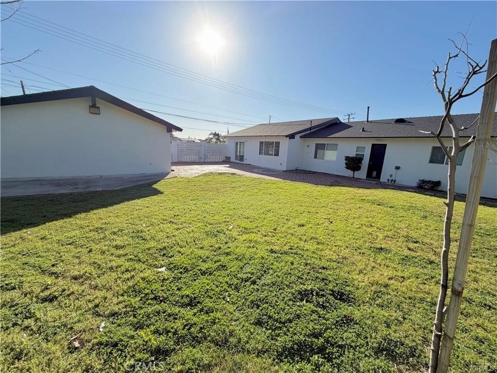 12472 Woodlawn - Photo 1