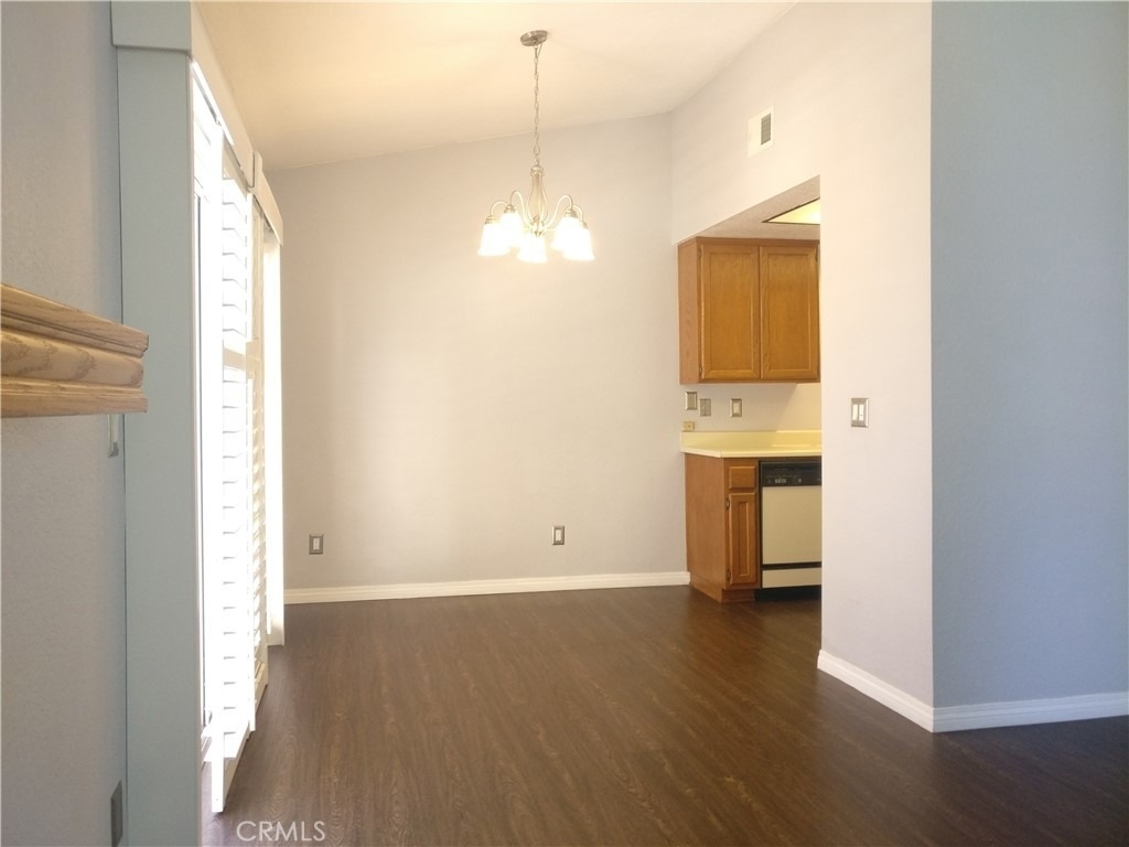180 Greenmoor - Photo 6