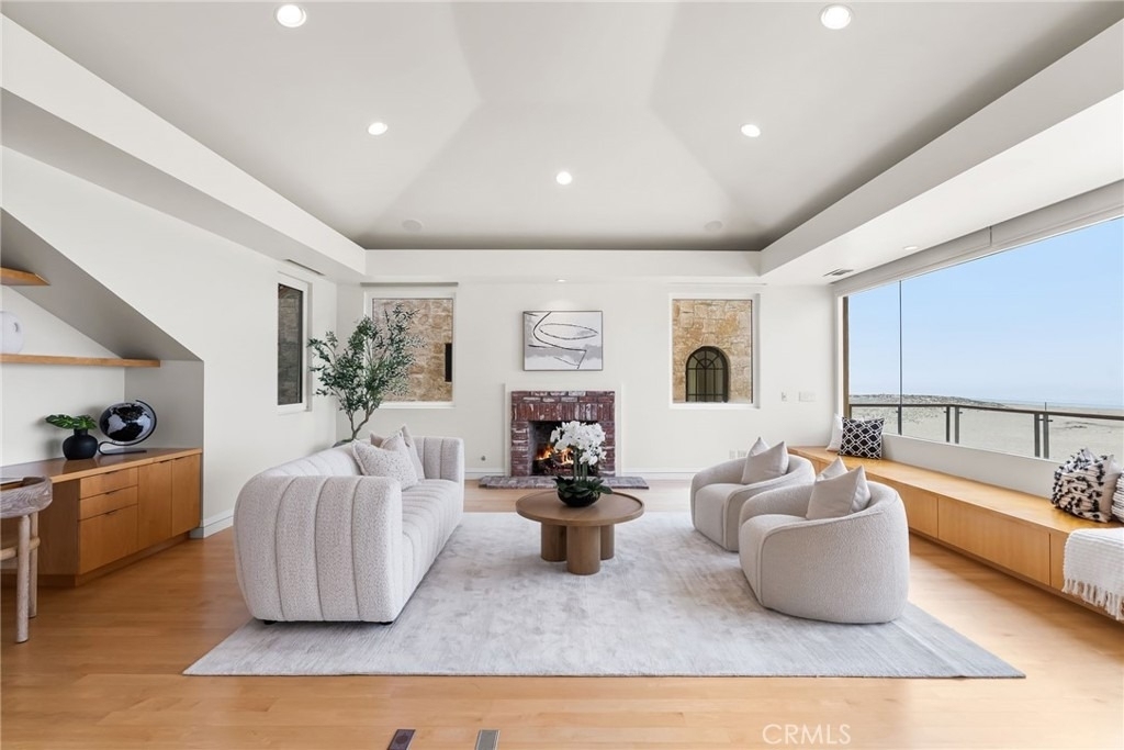 1554 E Oceanfront - Photo 36