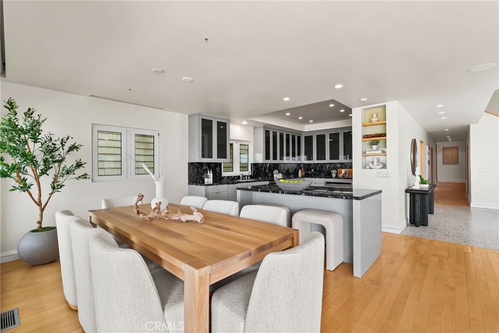 1554 E Oceanfront - Photo 8