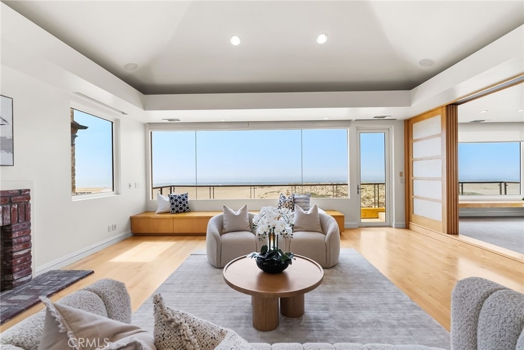 1554 E Oceanfront - Photo 4