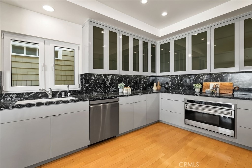 1554 E Oceanfront - Photo 13