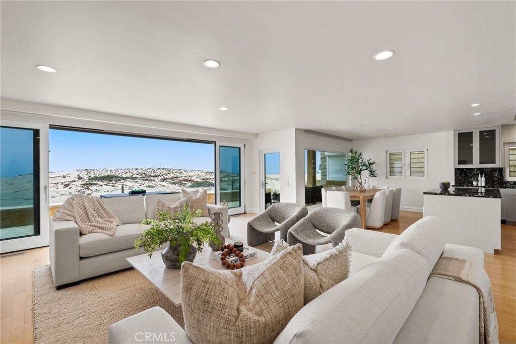 1554 E Oceanfront - Photo 17