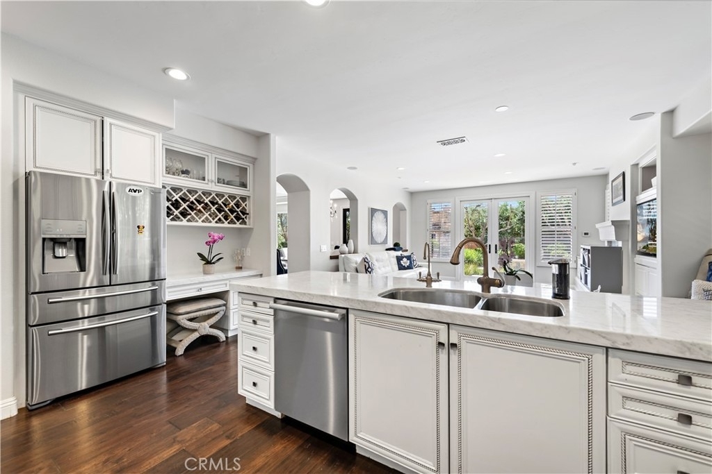 16 Sunset Cove - Photo 2