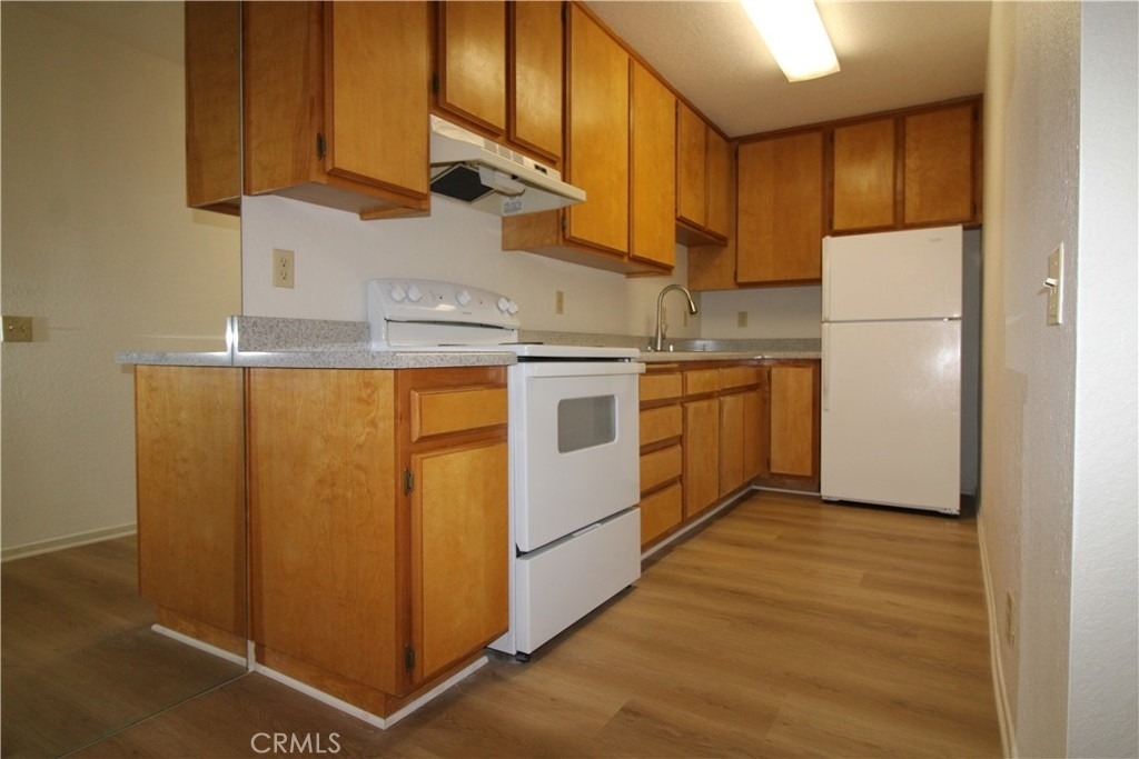 2800 E Los Felices Circle - Photo 6