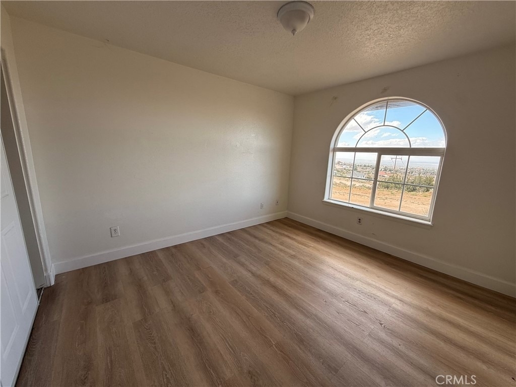 4315 Snow Line - Photo 1