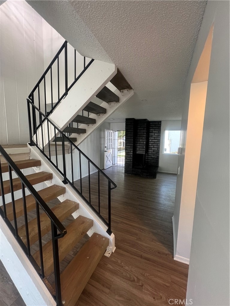 1341 Cameo Lane - Photo 3
