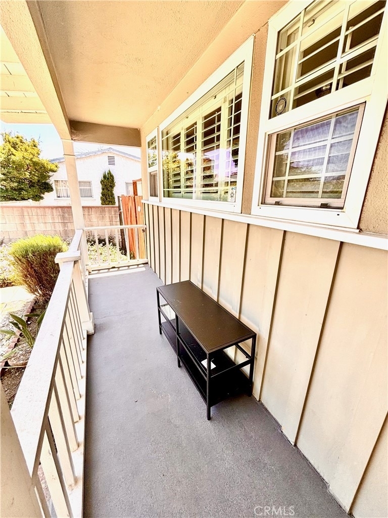 139 N Vecino - Photo 1