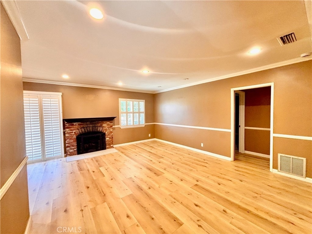 139 N Vecino - Photo 2