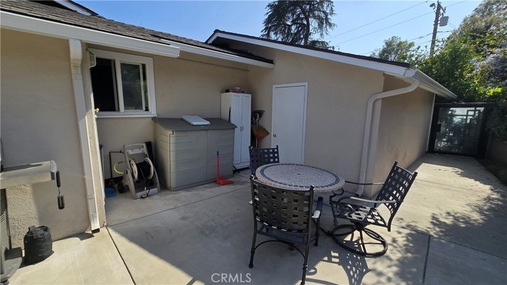 1018 La Presa Drive - Photo 3