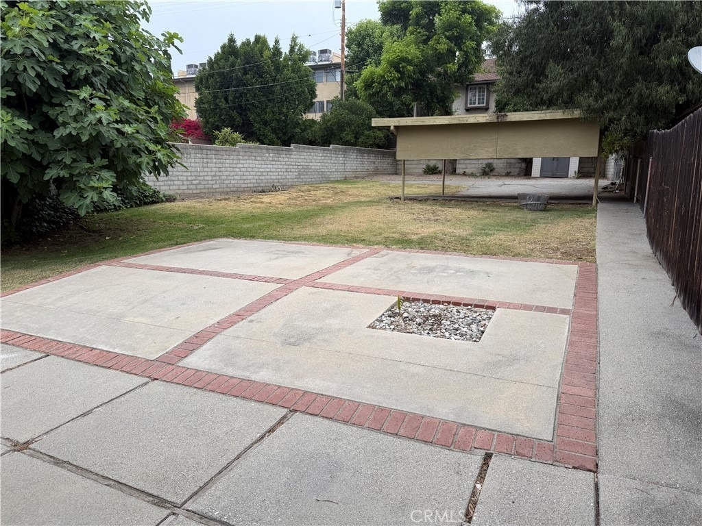 511 Mariposa Avenue - Photo 18