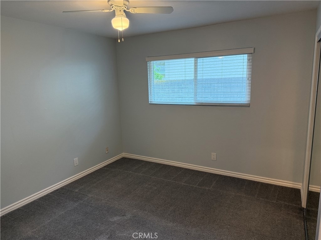 511 Mariposa Avenue - Photo 11
