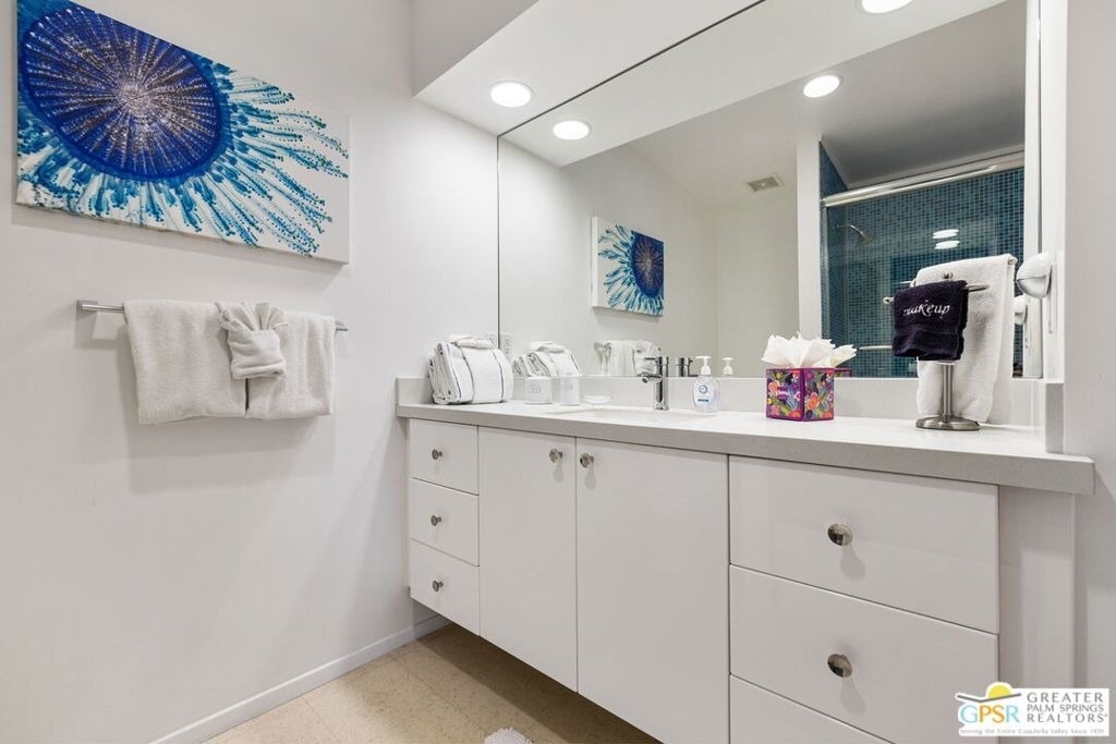 622 N Monterey Road - Photo 32