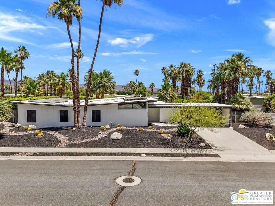 622 N Monterey Road - Photo 16