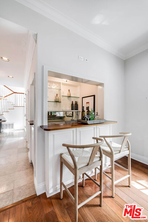 547 Loring Avenue - Photo 10