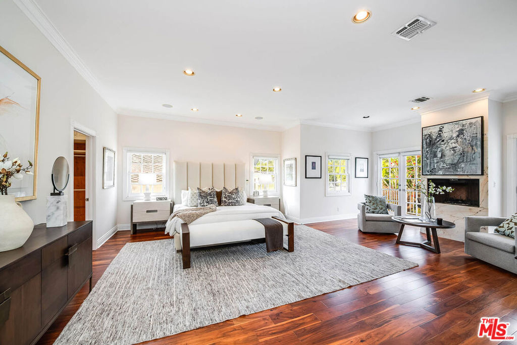 547 Loring Avenue - Photo 13