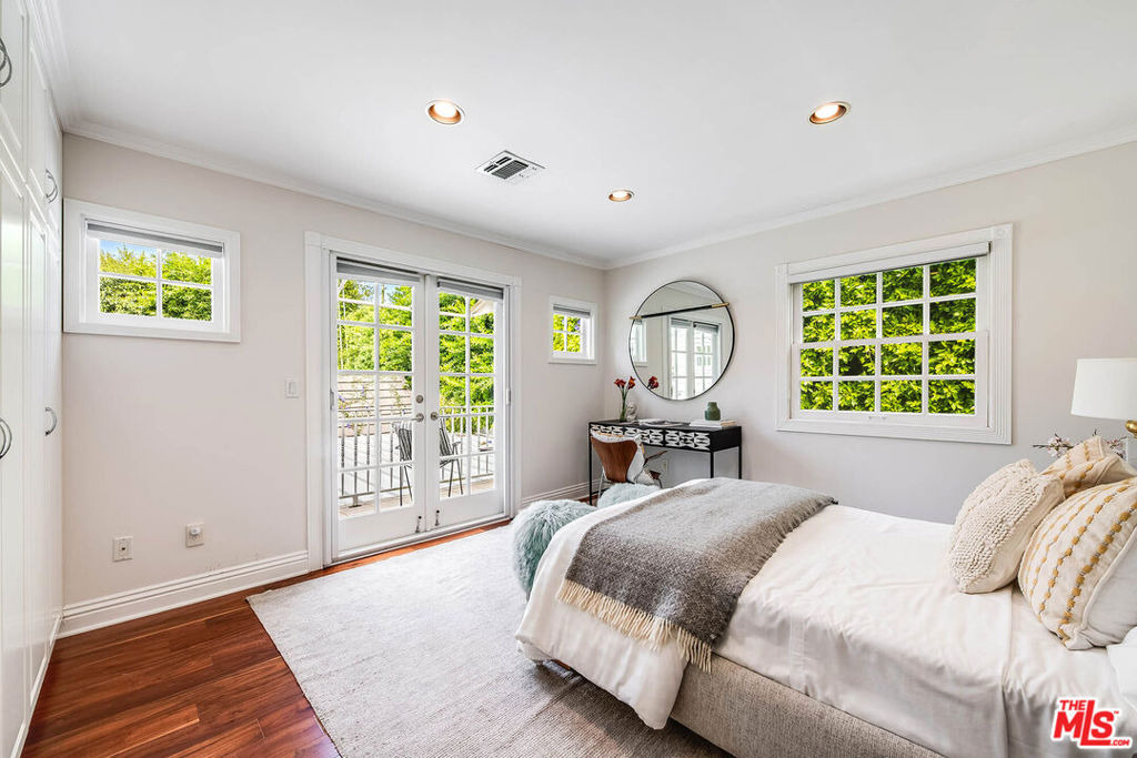 547 Loring Avenue - Photo 20