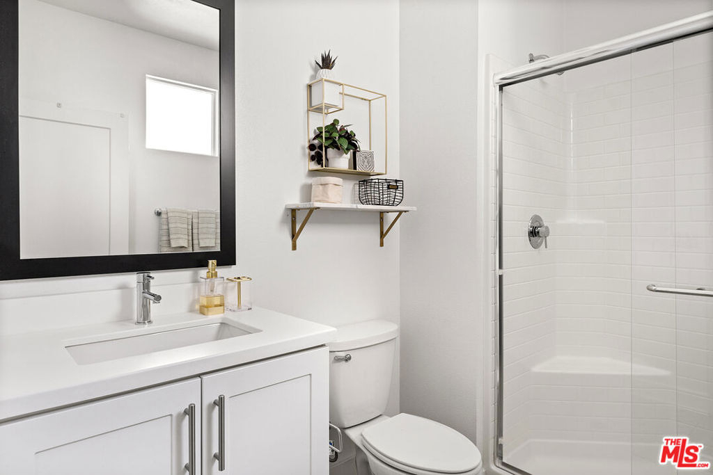 118 S Avenue 50 - Photo 8